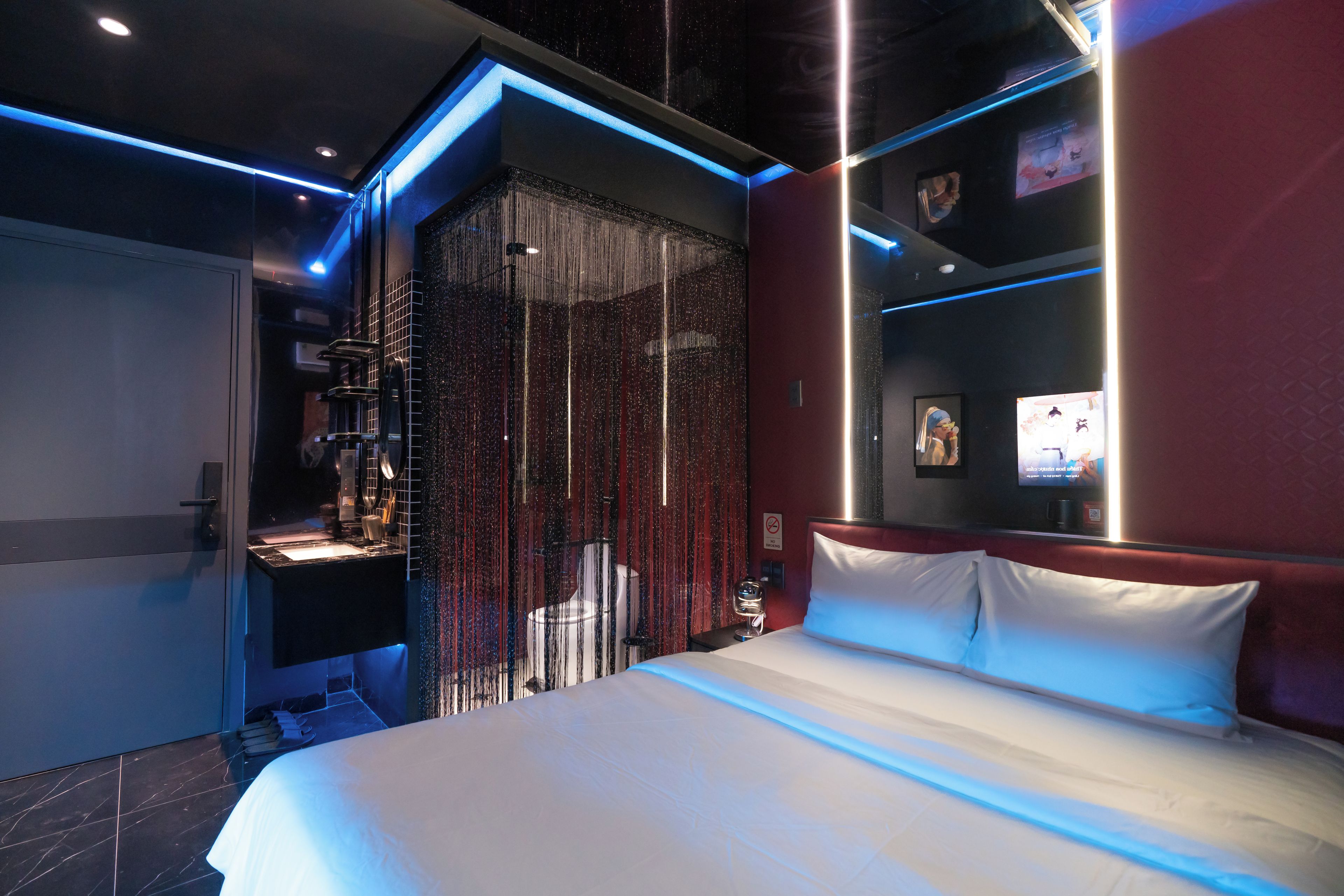 Business Double Room | WiFi (free)