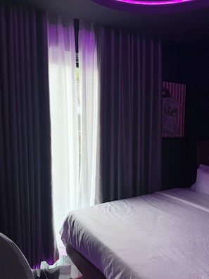 Luxury Double Room, Hot Tub | Free WiFi - Benri Hotel Signature (Thanh Pho Ho Chi Minh)