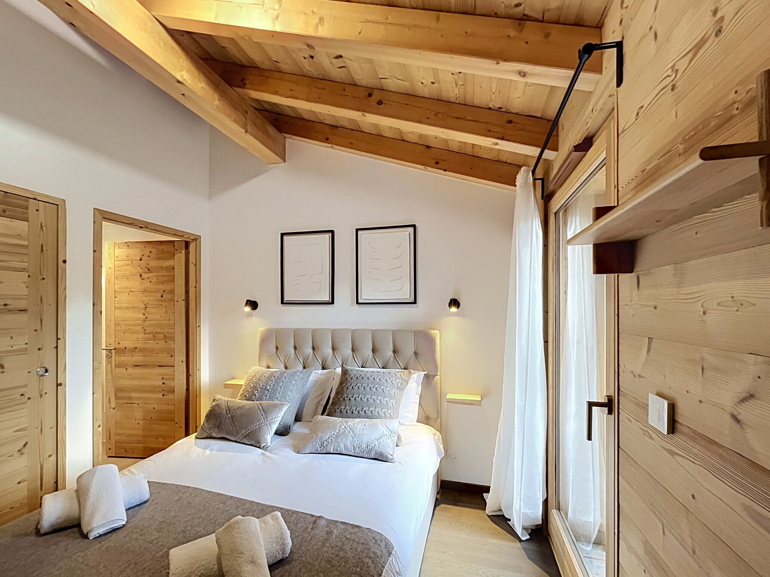 3 bedrooms, free WiFi, bed sheets