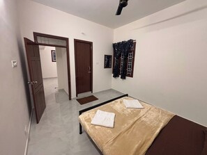 Deluxe-Zimmer | Bügeleisen/Bügelbrett, kostenloses WLAN