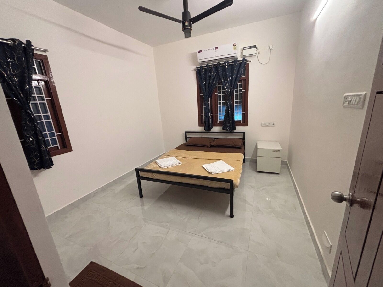 Kamar Deluks | Setrika/meja setrika dan Wi-Fi gratis
