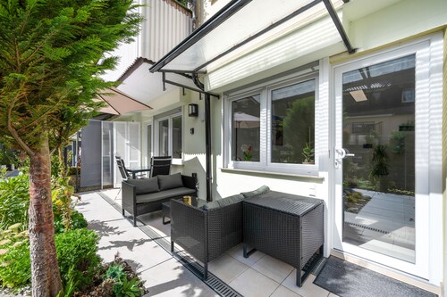 Apartment Tamaras Paradies with Private Terrace, Garden, and Wi-Fi