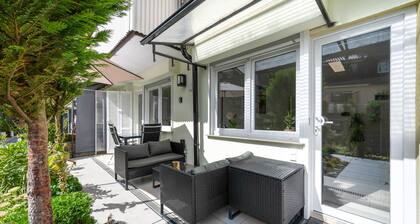 Apartment Tamaras Paradies with Private Terrace, Garden, and Wi-Fi