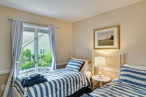 4 Schlafzimmer, Bügeleisen/Bügelbrett, Internetzugang, Bettwäsche