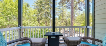 Private Pool & Fire Pit! Tuolumne Family Retreat