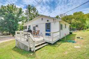 Exterior - Dual Cottages on Lake of the Ozarks! (Versailles)