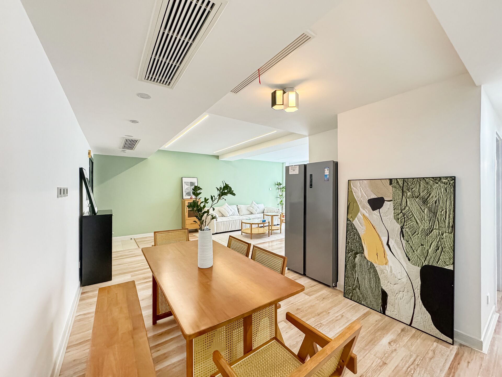 Family Apartment, 2 Bedrooms, Non Smoking, City View | Dining
