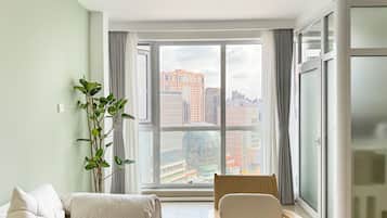 Family Apartment, 2 Bedrooms, Non Smoking, City View | Living area