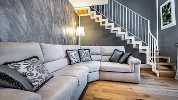 Appartement, 4 slaapkamers, 2 badkamers | Woonkamer