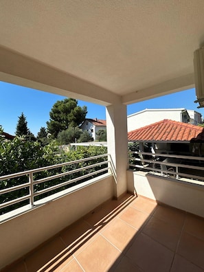 Apartment (One Bedroom Apartment with Terrace an) | Terrasse/Patio