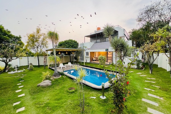 Villa (1 Bedroom) | Front of property
