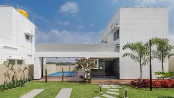 Apartment (1 Bedroom) | Front of property