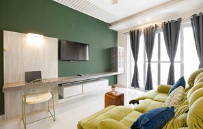 TV - Blossom by Redolive 3bhk Golf Course Ext (Gurugram)