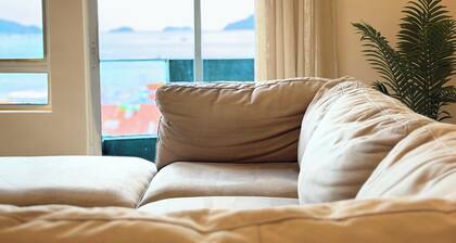 Spacious 3-bedroom High floor apartment with Seaview