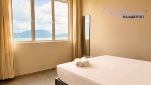 Iron/ironing board, WiFi, bed sheets - Spacious 3-bedroom High floor apartment with Seaview (LANGKAWI)