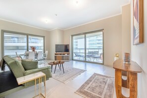 Apartment, Balkon | Wohnbereich