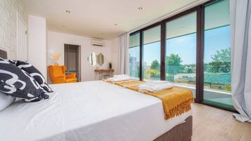 Villa familiare, balcone | Ferro/asse da stiro, Wi-Fi gratuito