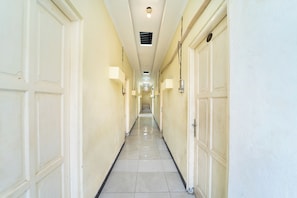 Interior - Sunrise 888 By ARBA (Semarang)