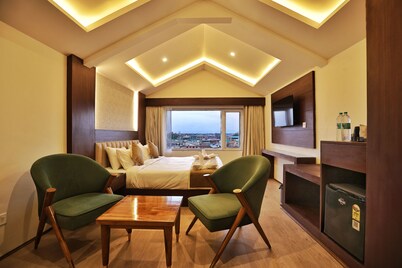 Trillium Hotel by Stay Sphere