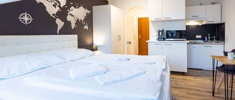 1 bedroom, WiFi, bed sheets