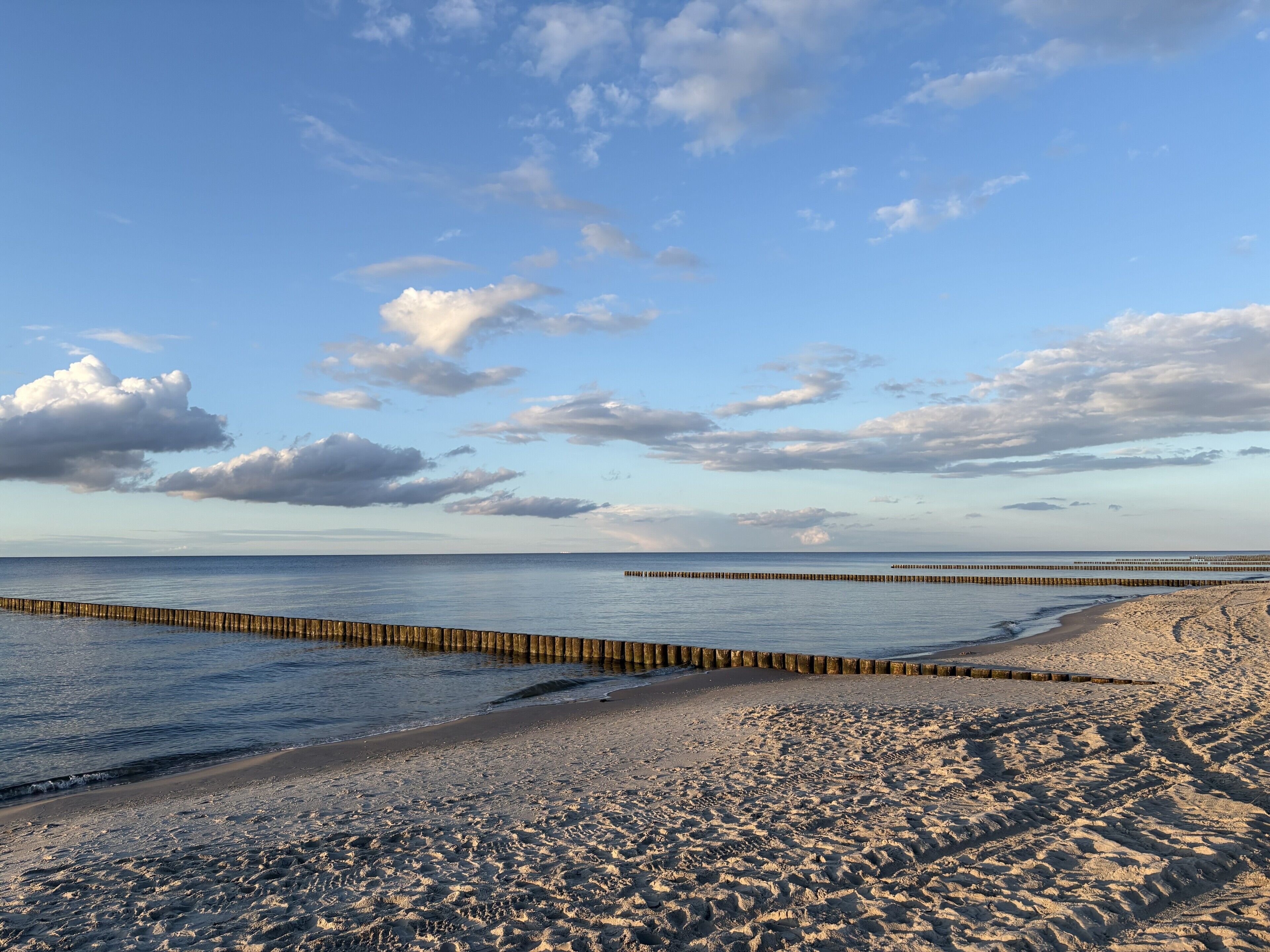 In Strandnähe, Liegestühle