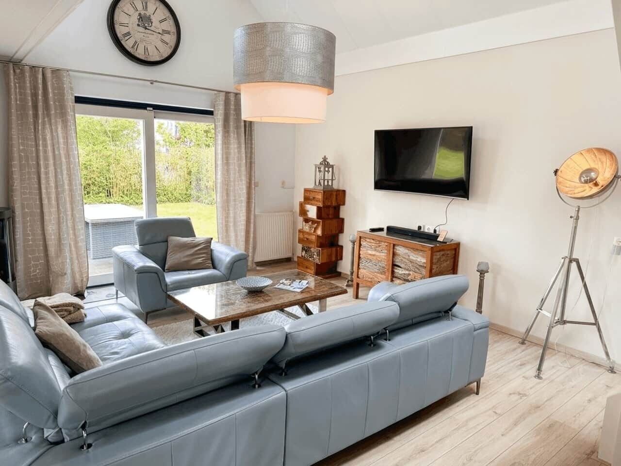 Smart TV, fireplace, video games, DVD player