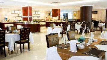 House | Dining