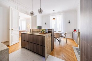 Interior - Luxury - High-End - Champs-Élysées - Paris 8 - AC (Paris)