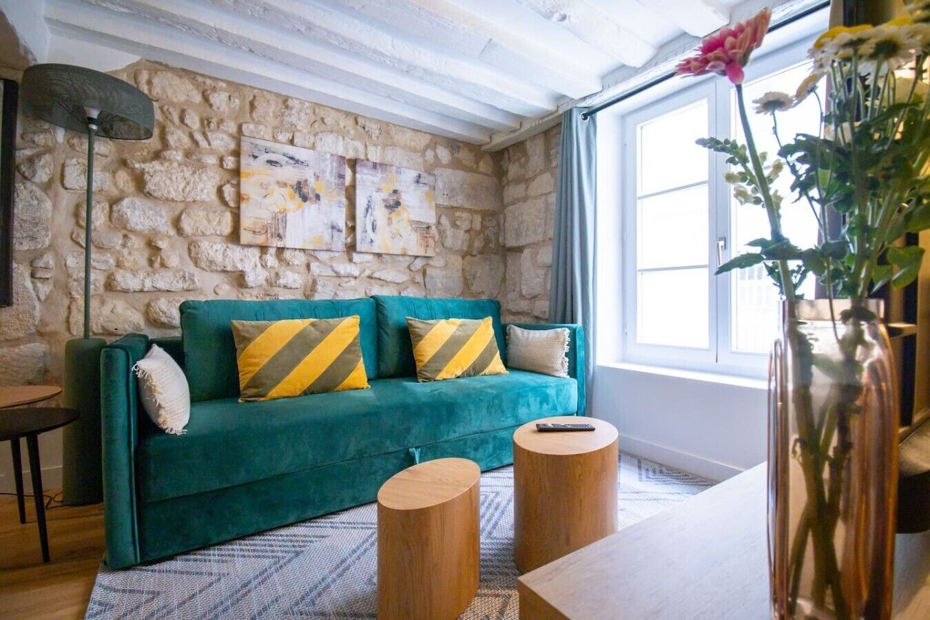 12. 2-bedroom Apartmentrivoli, Marais, St. Paulsleeps 4paris 4 - Romainville