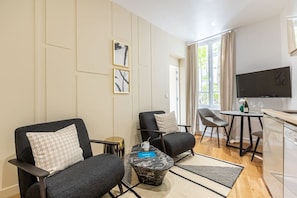 TV - 0-2 people - Wagram - 1 bedroom - Ternes - AC (Paris)