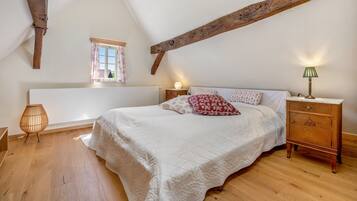 WiFi, bed sheets