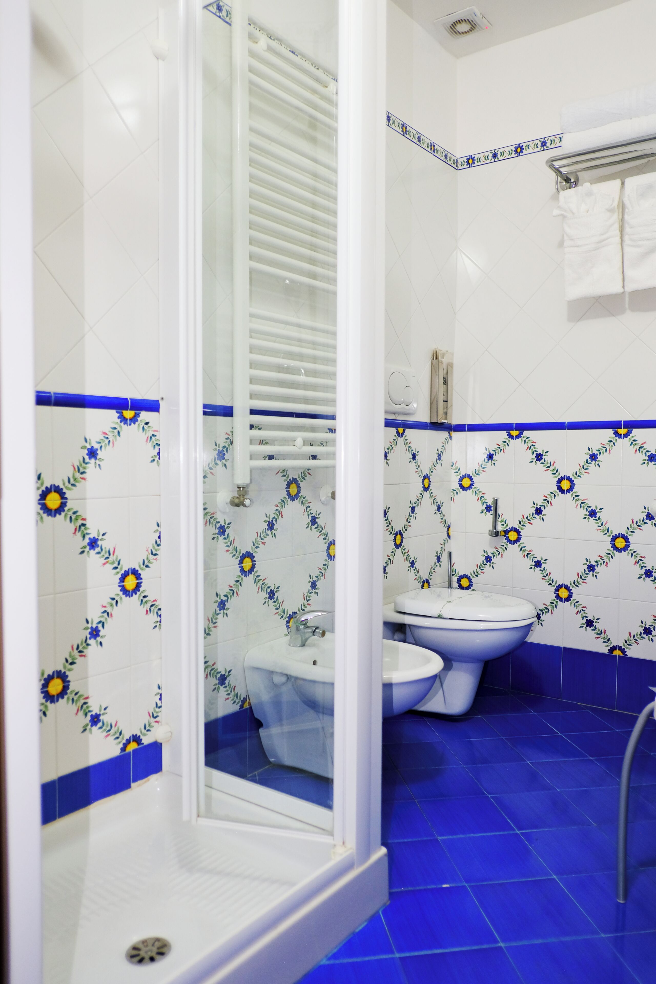 Chambre Luxe Double ou avec lits jumeaux, vue montagne | Salle de bain