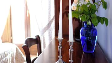 Luxury-Doppel- oder -Zweibettzimmer, Bergblick | Innenbereich