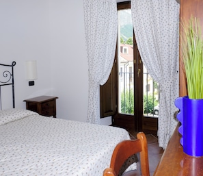 Suite, Balcony, Mountain View | In-room safe, free WiFi - Locanda Camilla (Campo di Giove)
