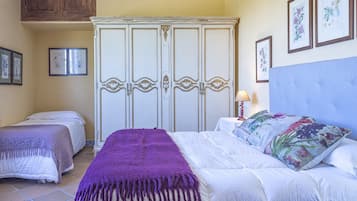 Villa | 5 bedrooms, iron/ironing board