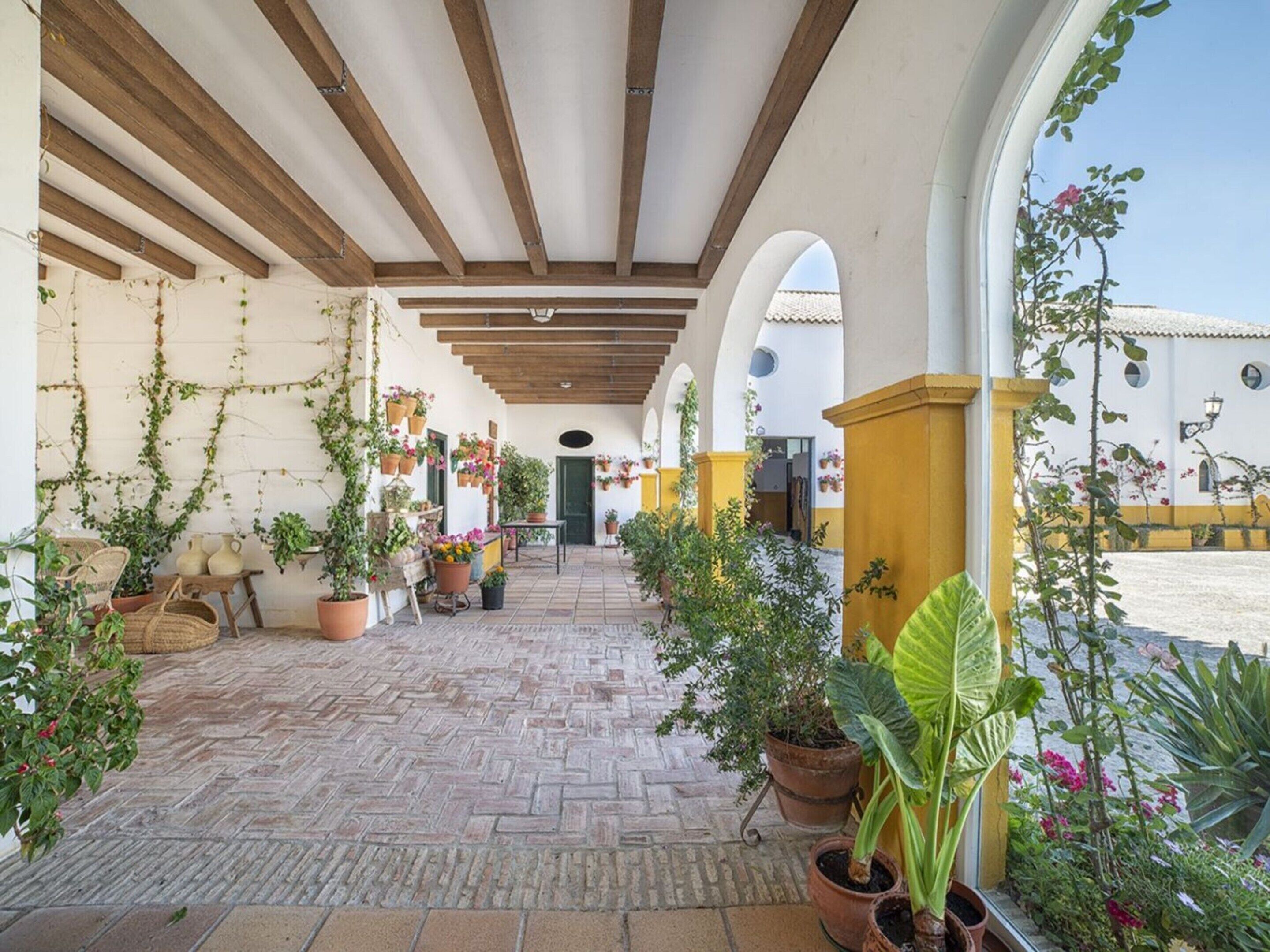 Villa | Balcony