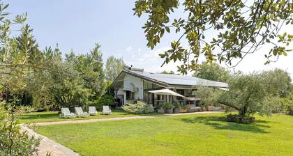 Room 'Camera 3' with Shared Garden, Wi-Fi and Air Conditioning