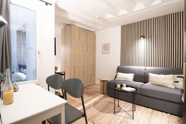 TV - 11. Studio #Rivoli #Marais #Stpaul #2 people #Paris 4 (Paris)