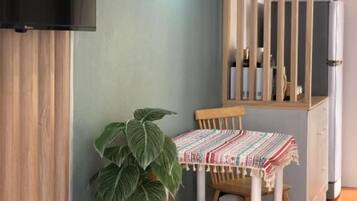 Superior Apartment | Dining