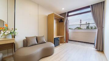 Familienzimmer | Minibar, kostenloses WLAN, Bettwäsche