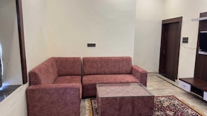 House | Living area - Classic With Twin Bed Ummed Palace (Mathura)