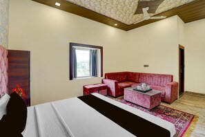 House | 1 bedroom - Classic With Twin Bed Ummed Palace (Mathura)