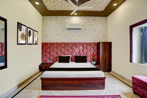 Classic With Twin Bed Ummed Palace