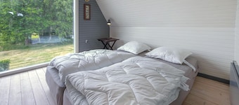 Beautiful home in ørsted with WiFi