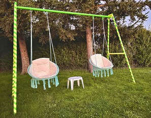 Children’s area - Cozy House on a Private Estate (Medina de Pomar)