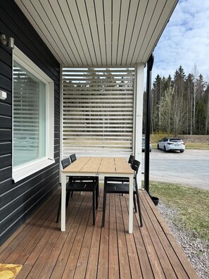 Ulkoruokailutilat