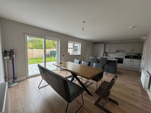 Dining - Lighthouse View - Cahersiveen (Cahersiveen)