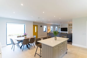 Dining - Kells Ocean View Luxury Retreat (Kells)