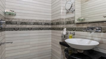 Studio Klasik | Kamar mandi