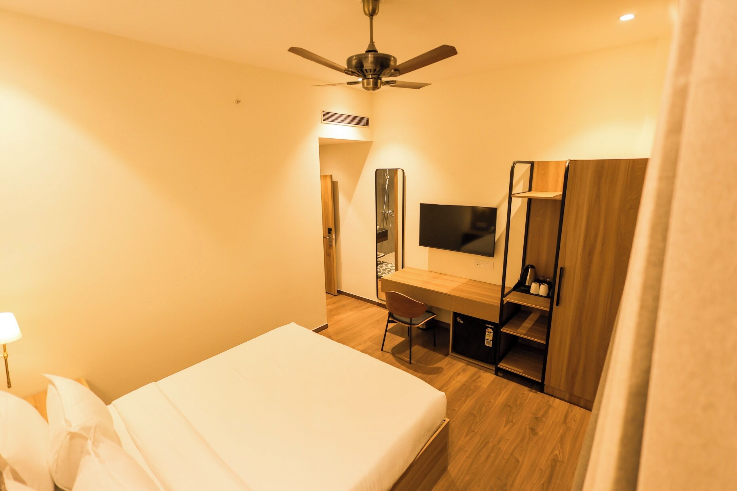 Deluxe Room, City View | In-room safe, desk, laptop workspace, free WiFi